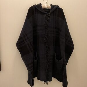 Barefoot Dreams Cosy-Chic Poncho Style Sweater/Coat